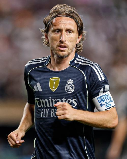 冲击榜眼位置！克莱布-威尔逊21分12板3盖帽4抢断统治攻防