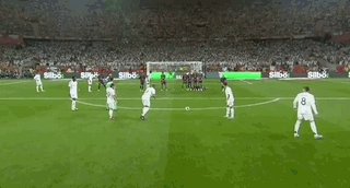 穆里尼奥盯上曼城球星，瓜迪奥拉面临重大转会抉择