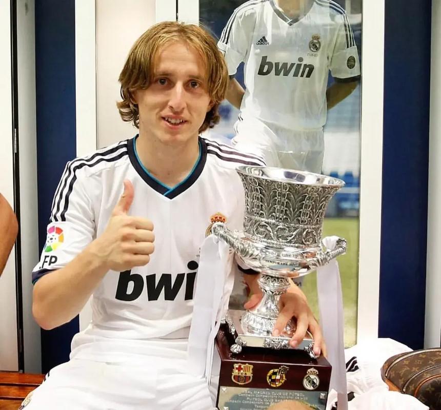 Faker封神功亏一篑！T1全队发狂，Guma神奇不再，GEN二阶段杀疯了