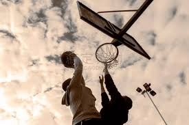 王钰栋：未来有机会还是希望能出去看看，留洋哪儿都想去